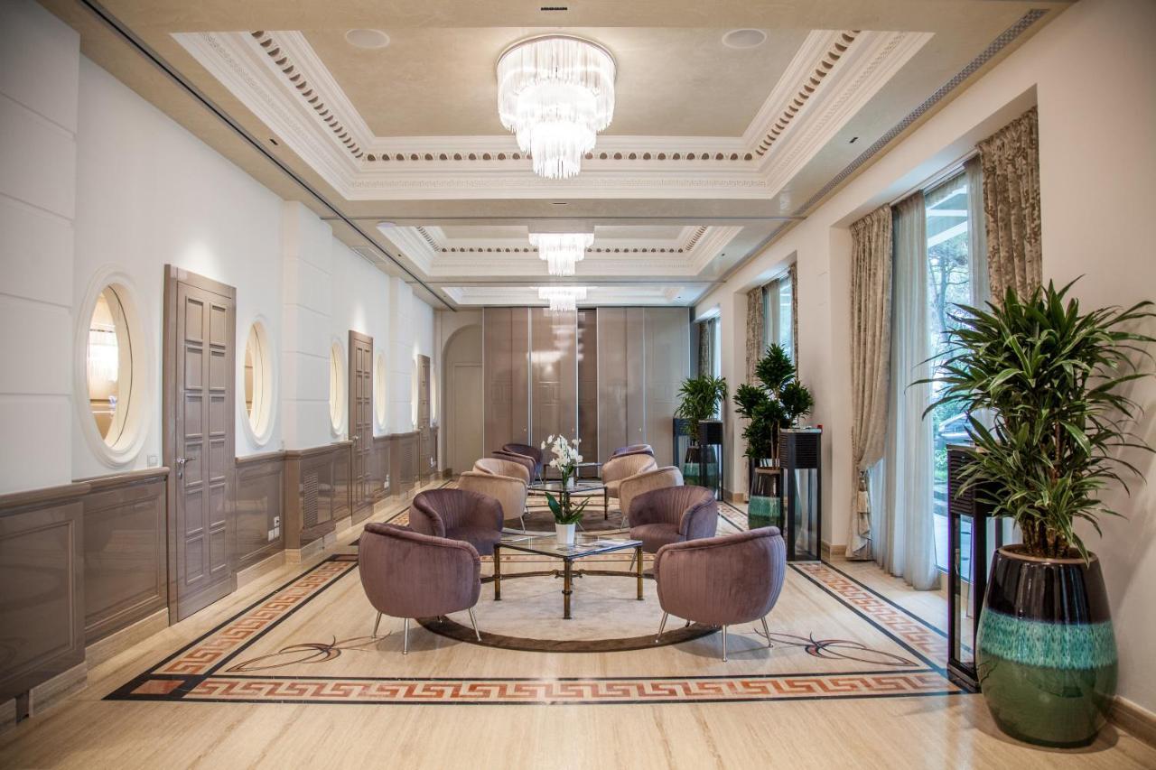 Hotel Aurelia Milano Marittima Exterior photo